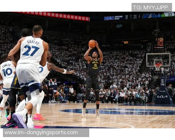 巴特勒表现抢眼10投6中斩获15分6篮板6助攻正负值高达20